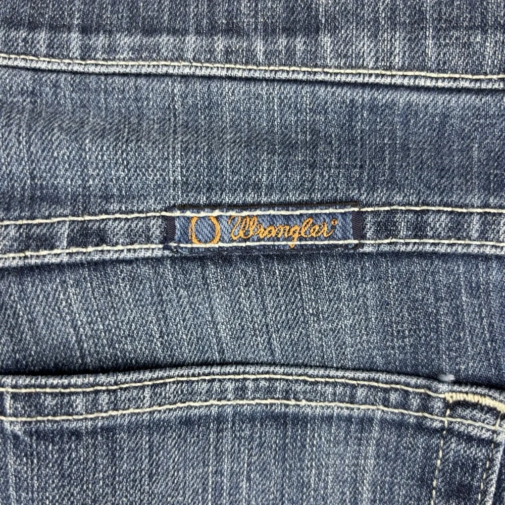 Wrangler Q-Baby Jeans Womens‎ 7/8x32 Western Bootcut Rodeo Distressed Blue Denim